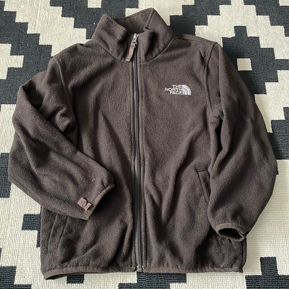 Boys small north face zip fleece. Dark brown.
